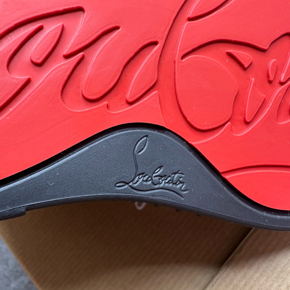 Christian Louboutin Loubitoy Luxury Dog Toy - Picture 4 of 10